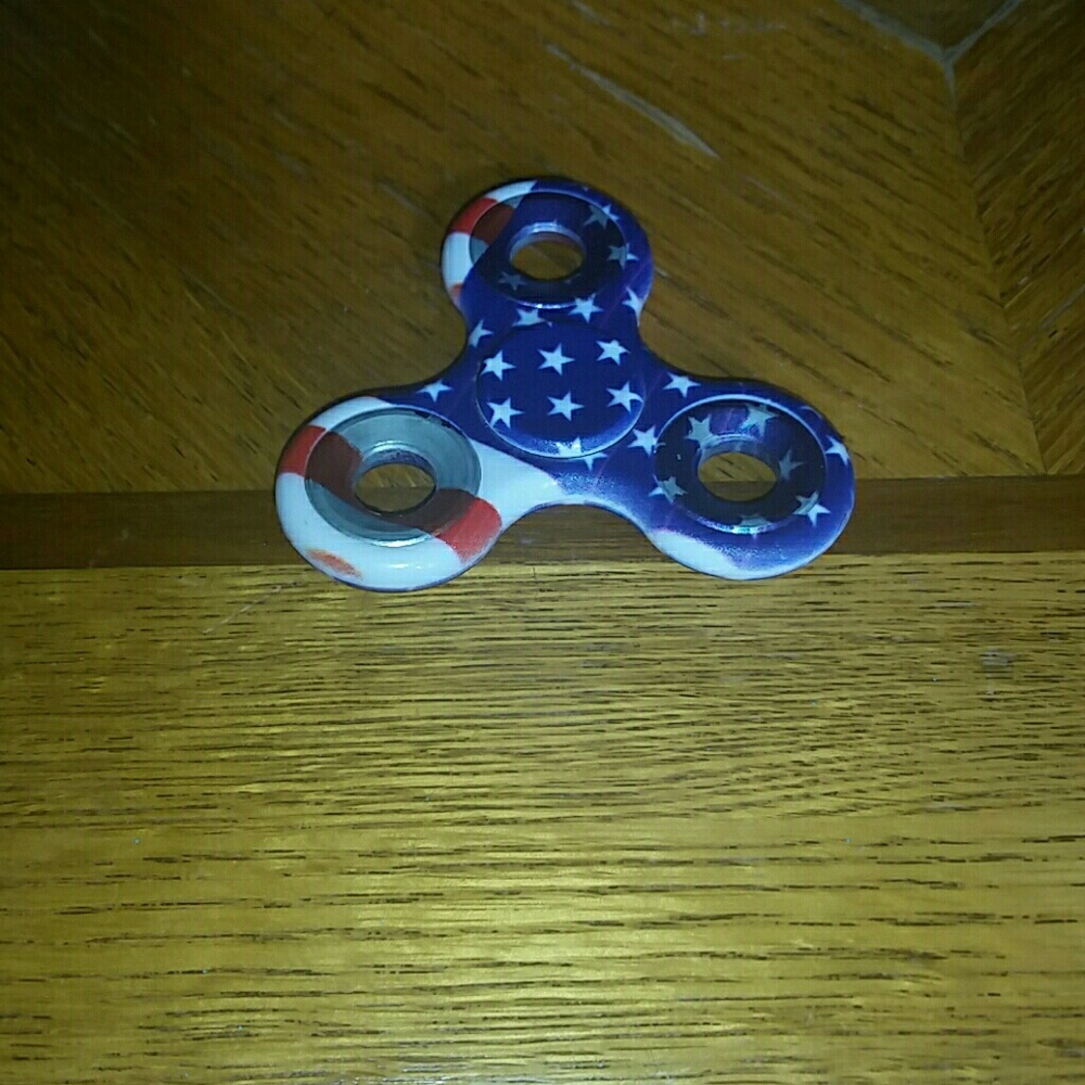 Fidget spinner